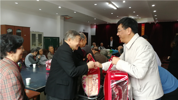 20191011活动中厅（重阳贺寿） (14).jpg